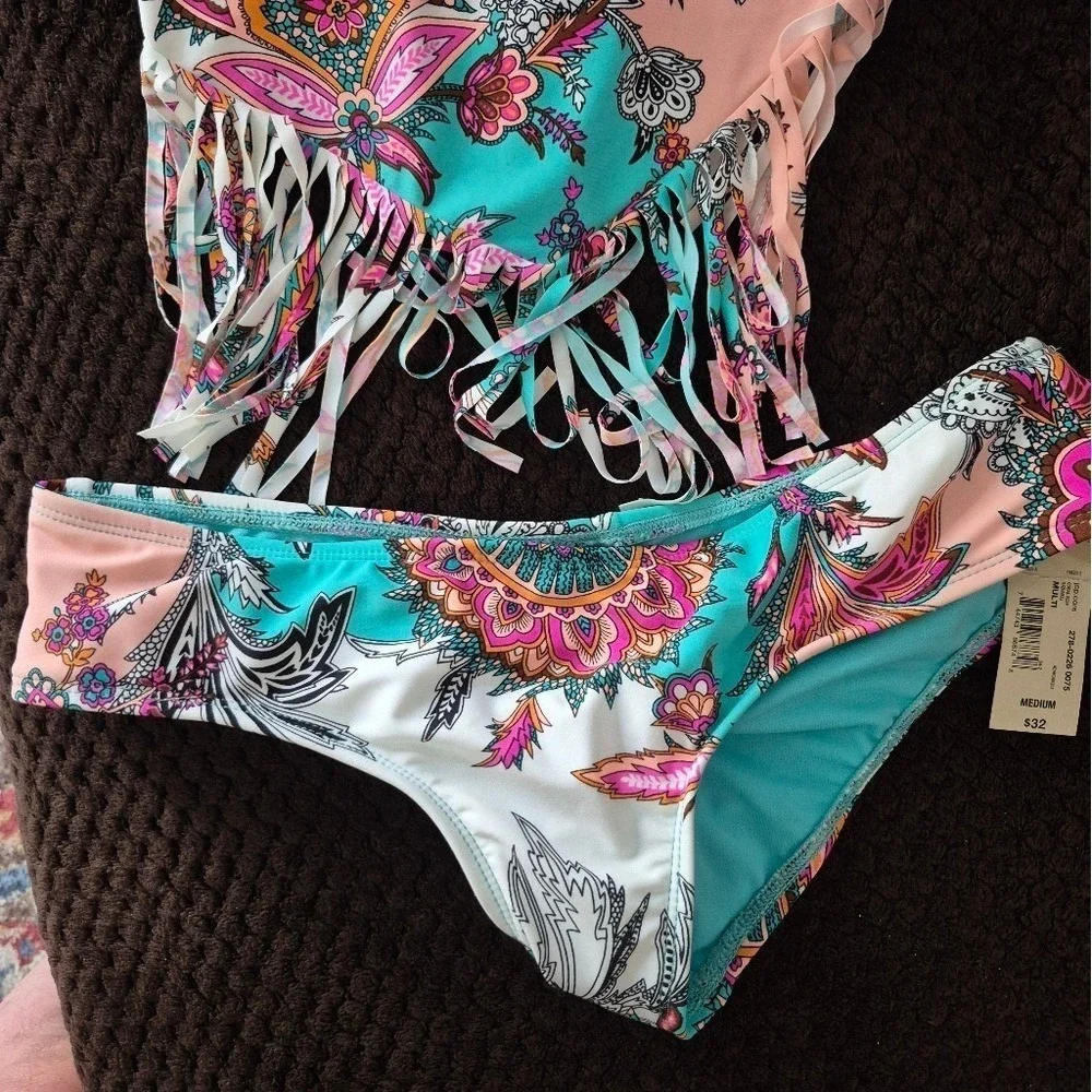 NWT Arizona‎ Jean Boho Coastal cowgirl boho Fringe Bikini Set Small and Medium